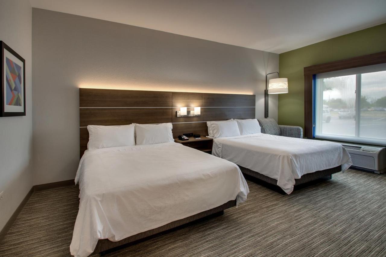 Express & Waukegan/gurnee By Ihg 2* Waukegan