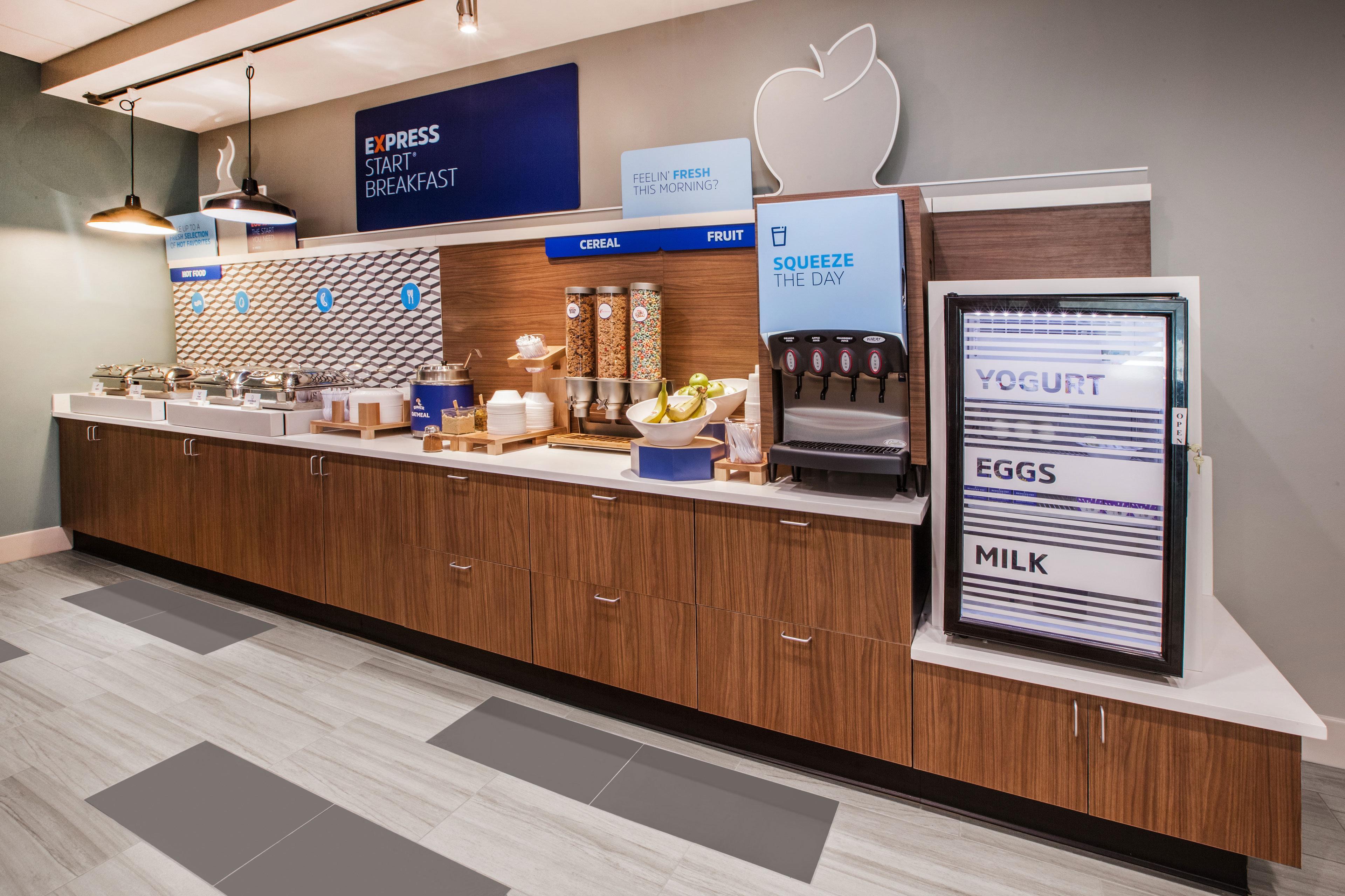 Express & Waukegan/gurnee By Ihg