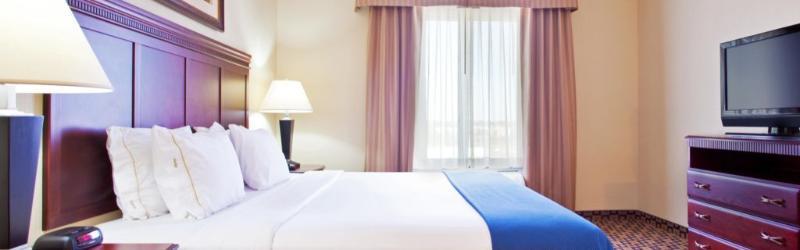 Express & Waukegan/gurnee By Ihg