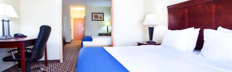 Express & Waukegan/gurnee By Ihg 2* Waukegan